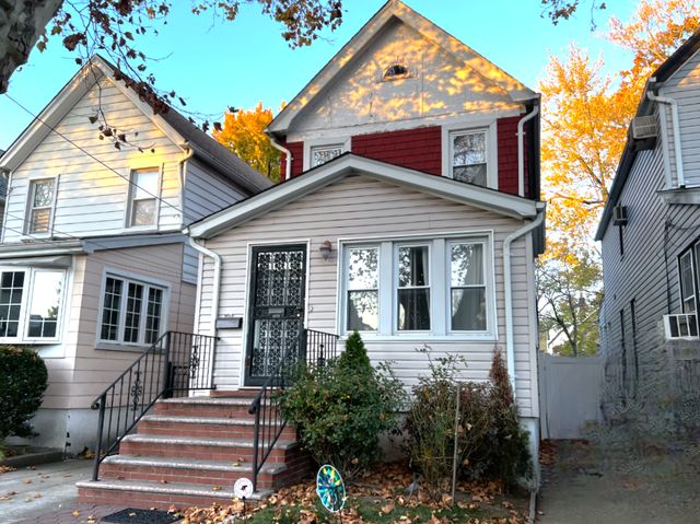 $4,300 | 69-35 Olcott Street | Forest Hills