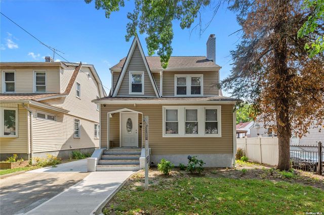 $989,000 | 92-23 212th Street | Queens Village