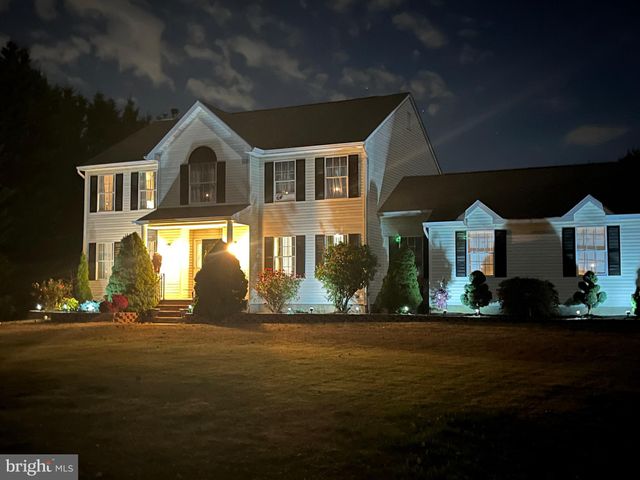 $774,900 | 333 Fieldcrest Drive | Plumsted Township - Ocean County