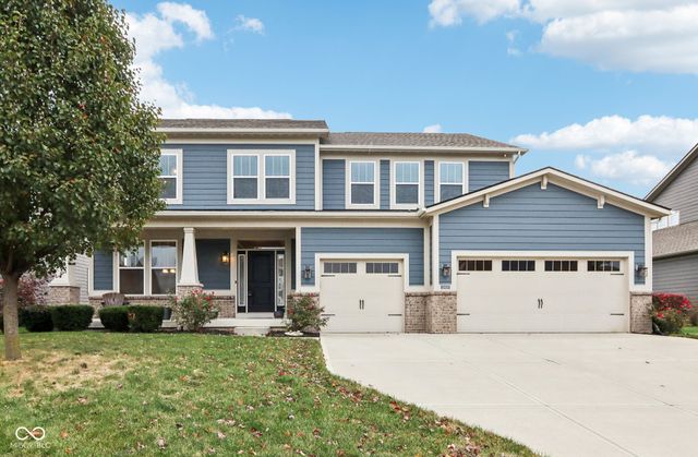 $640,000 | 15924 Foothill Drive | Noblesville