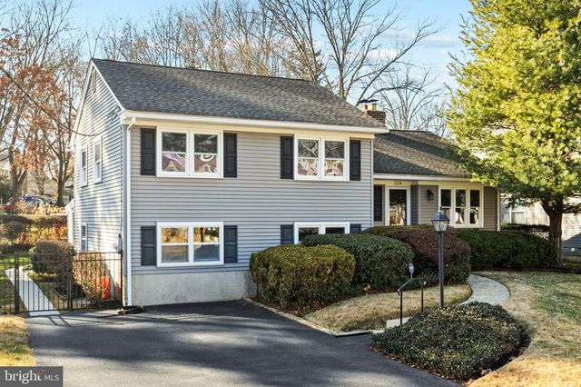 $575,000 | 1114 Concord Drive | Haddonfield