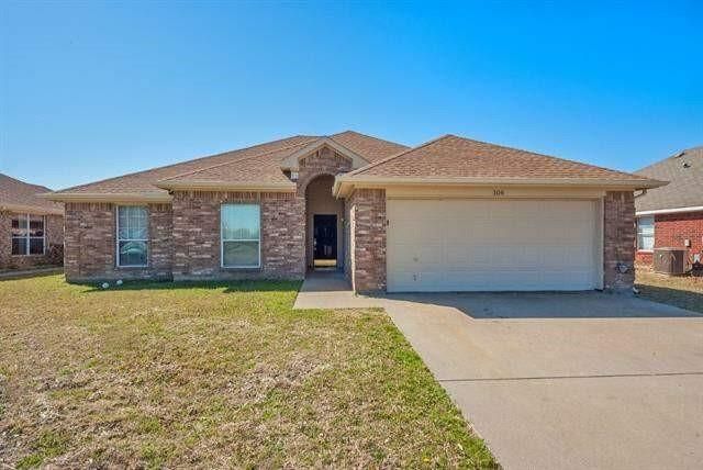 $2,145 | 106 Chesterfield Circle | Waxahachie