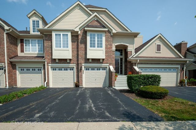 $3,400 | 492 Harvey Lake Drive | Vernon Hills