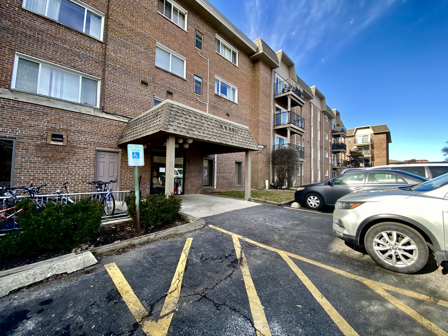 4500 Beau Monde Drive Unit 101 Lisle IL 60532 Compass