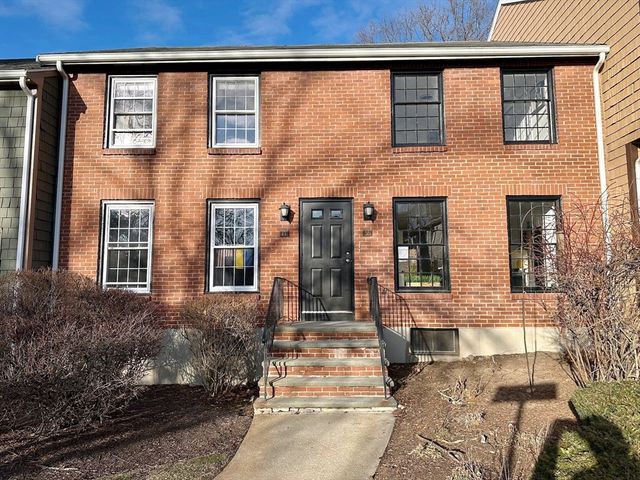 $499,900 | 9 Gooseneck Lane, Unit 9 | Swampscott