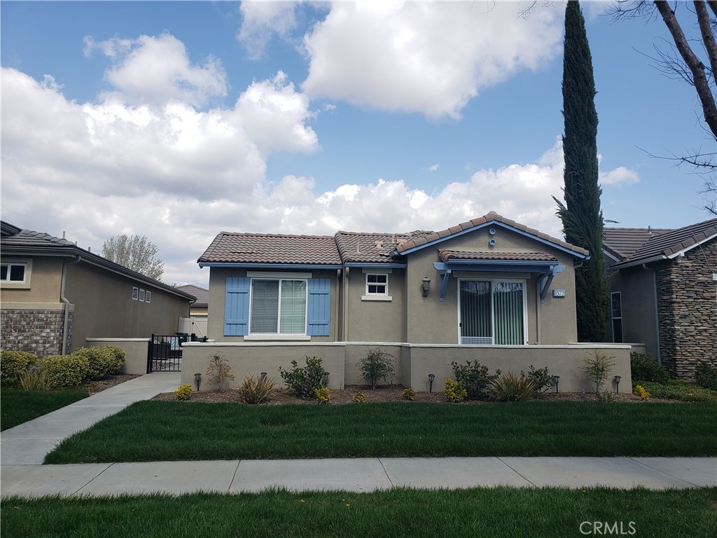 1572 Four Seasons Circle Beaumont CA 92223 Compass