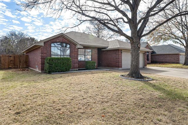 $260,000 | 1513 Berry Patch Lane | Granbury