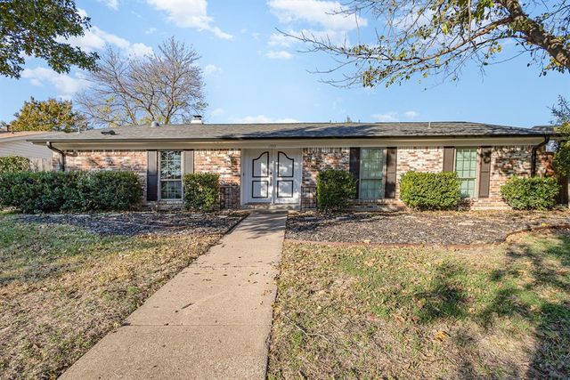 $398,000 | 1705 Baltimore Drive | Berkner Park