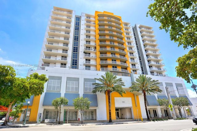 $379,000 | 900 Southwest 8th Street, Unit 1110 | Brickell Vista