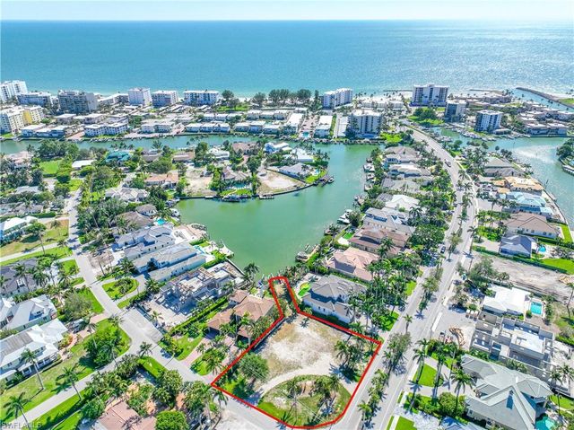 $3,300,000 | 396 Mooring Line Drive | Moorings