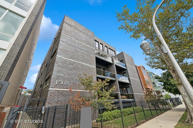 $875,000 | 1508 West Huron Street, Unit 1W | West Town