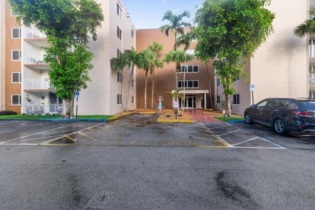 $224,900 | 6940 Miami Gardens Drive, Unit 1519 | Country Club of Miami