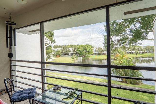 $355,000 | 6101 Old Court Road, Unit 240 | Boca del Mar