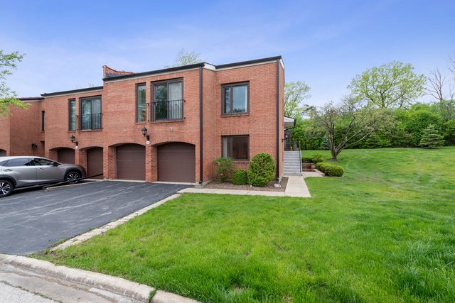 $515,000 | 2-s570 Patrick Henry Square, Unit 119 | York Township - DuPage County