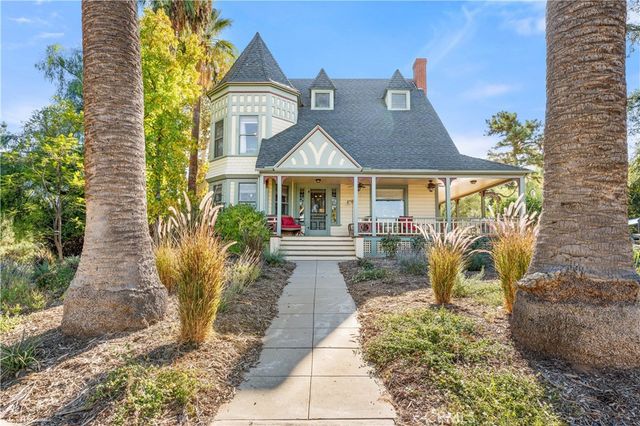 $1,200,000 | 1416 Elizabeth Crest Drive | South Redlands