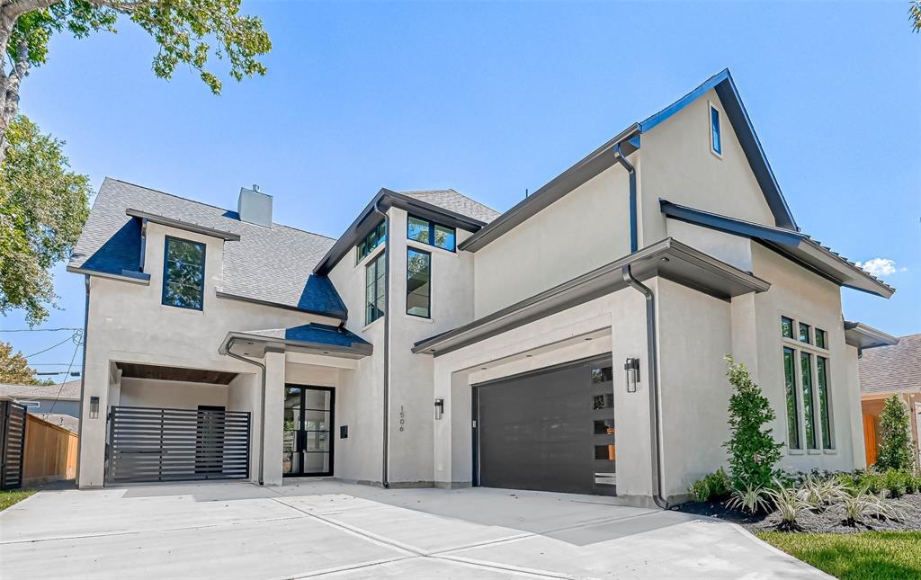 a view of a house with a garage