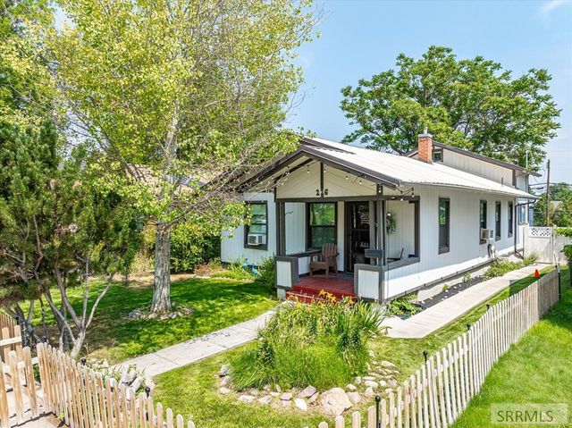 $299,900 | 226 South Johnson Avenue | Old Town