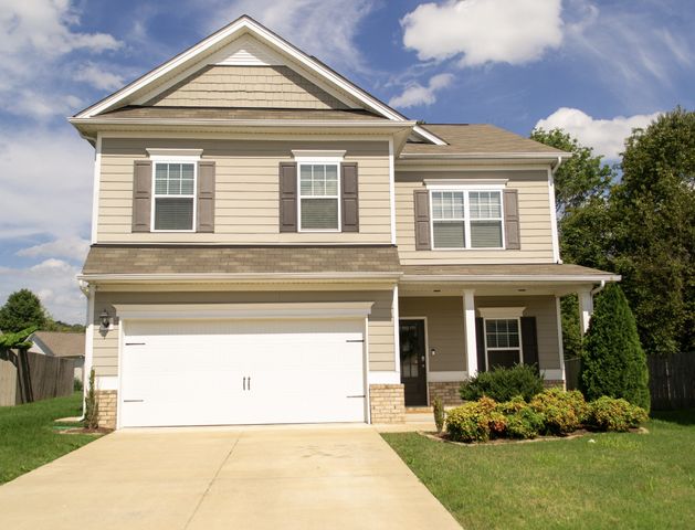 $524,999 | 941 Carnation Drive | Spring Hill