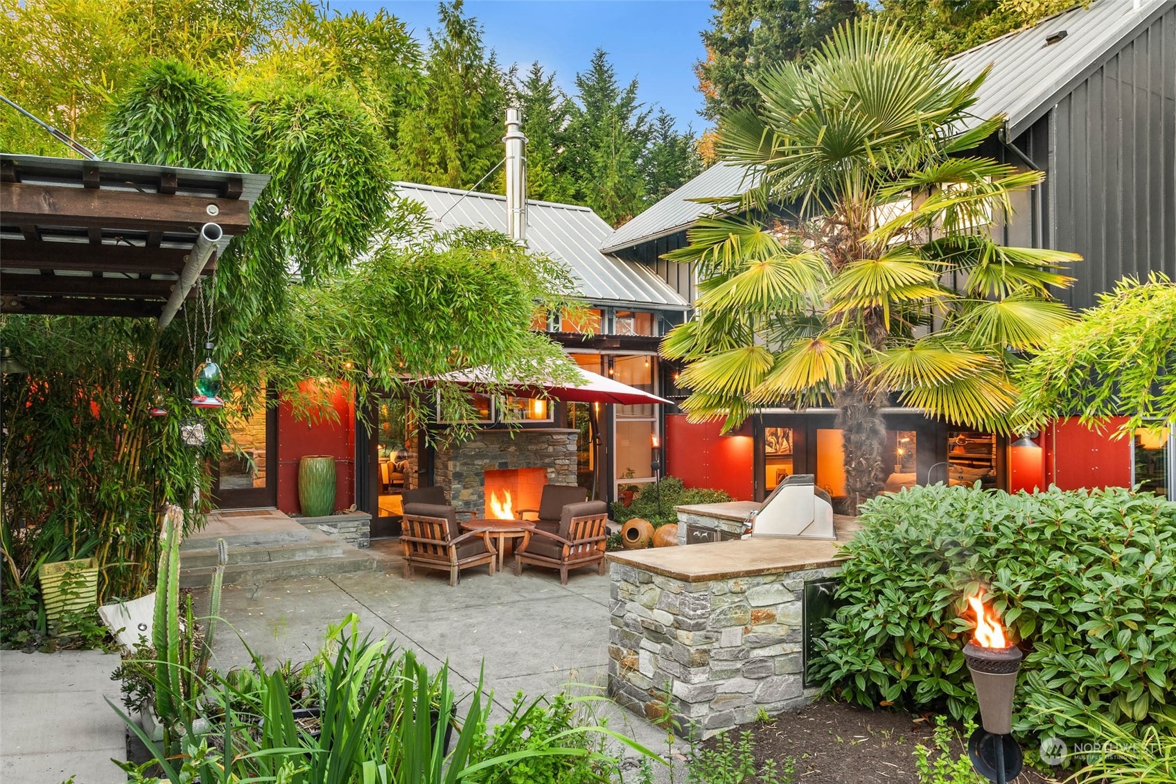 a view of outdoor space yard and patio