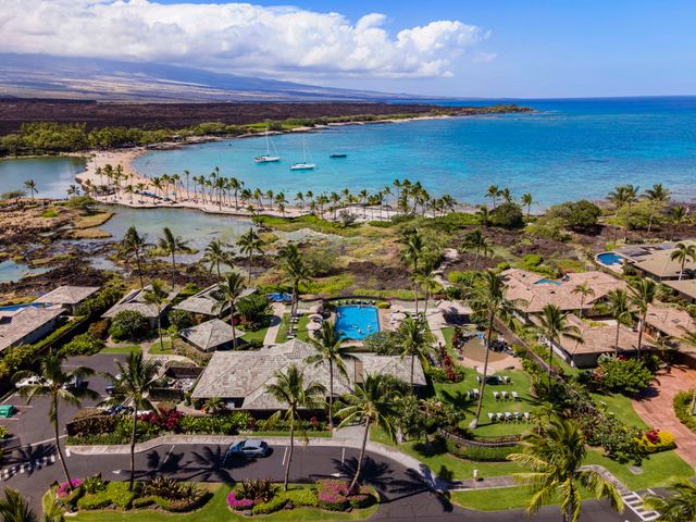 $1,995,000 | 69-1000 Kolea Kai Circle, Unit 15L | Waikoloa Beach Resort