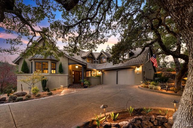 $2,295,000 | 1105 White Oak Drive | Wild Oak