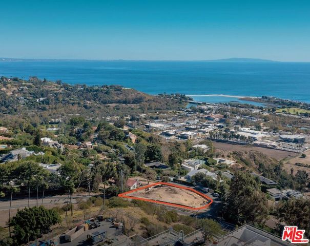 $6,888,000 | 23843 Harbor Vista Drive | Eastern Malibu