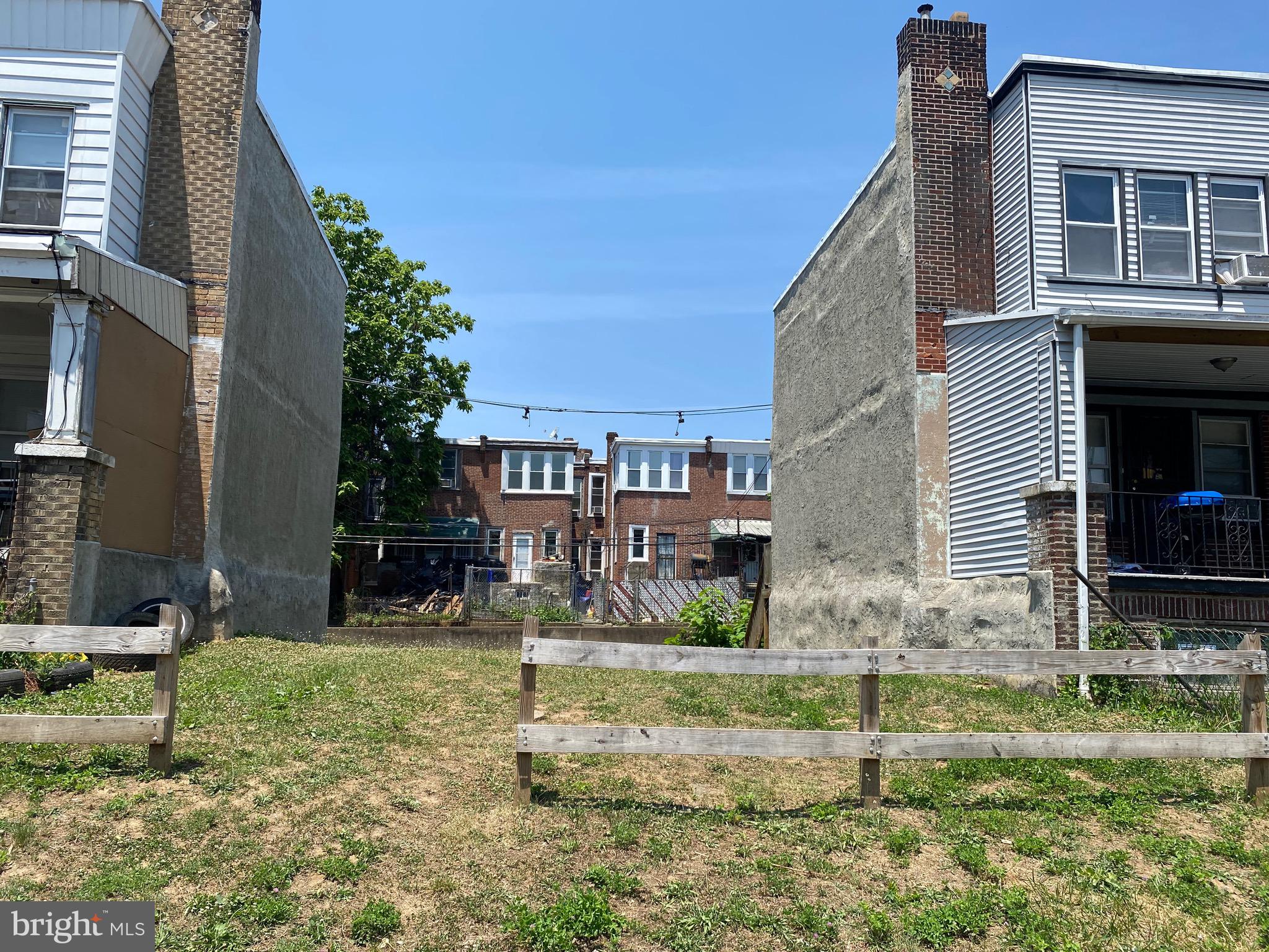 a view of backyard of house