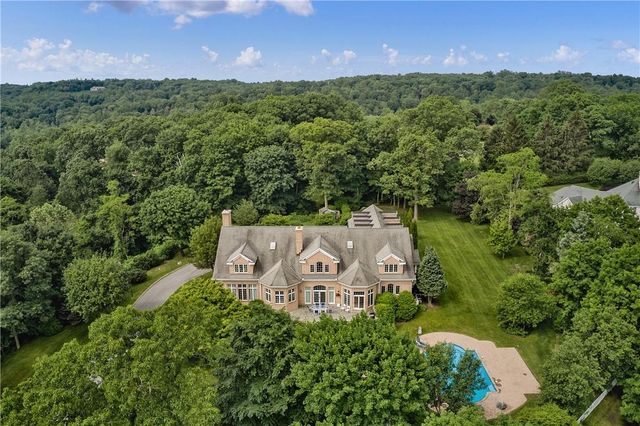 $2,988,000 | 11 Fawn Lane | Armonk