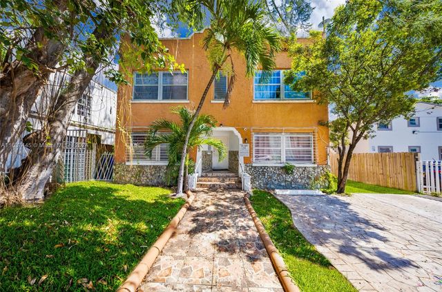 $1,200,000 | 959 Southwest 6th Street | Riverside