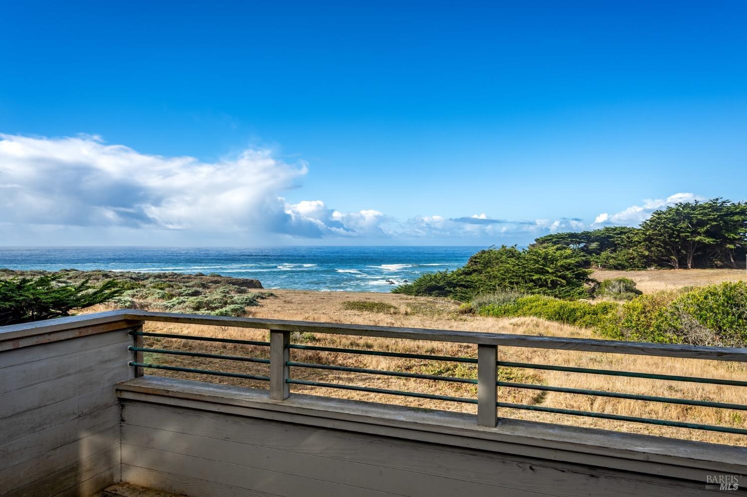 White water ocean view from deck