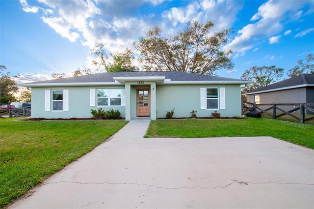 $282,000 | 1833 Northeast Floridian Circle