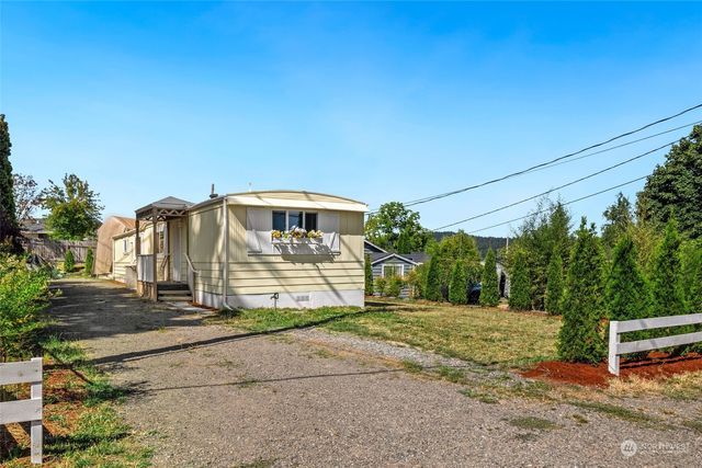 $325,000 | 1740 Northeast Pacific Avenue | Keyport