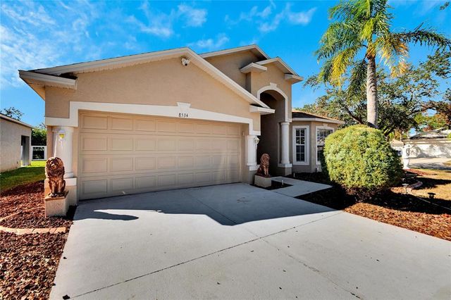 $350,000 | 8534 Carriage Pointe Drive | Gibsonton