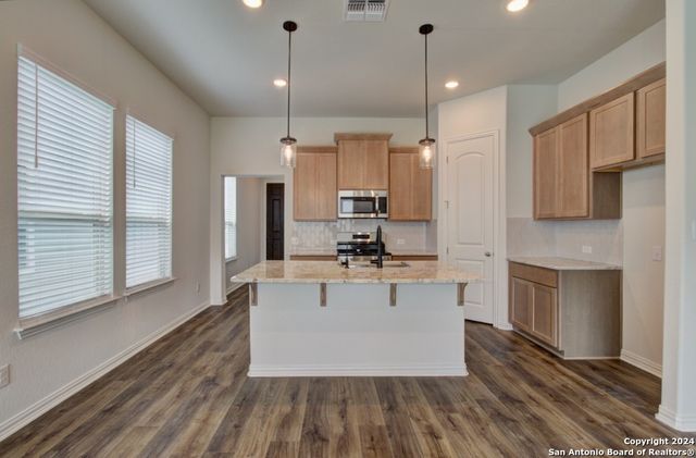 $367,990 | 880 Farmhouse Trail | New Braunfels