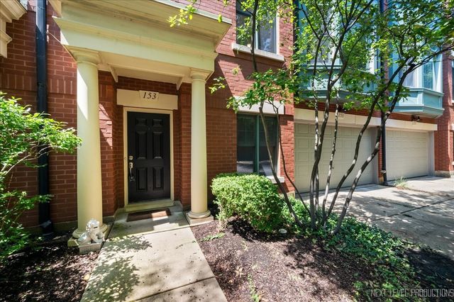 $2,400 | 153 Festival Court | River Park Place