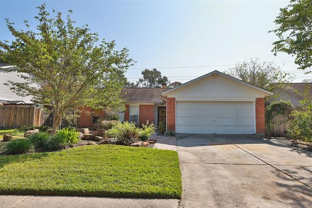 $215,000 | 2310 Marble Falls Drive | Spring