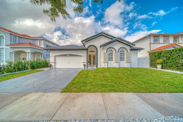 $889,000 | 3132 Southwest 147th Court | Tamiami