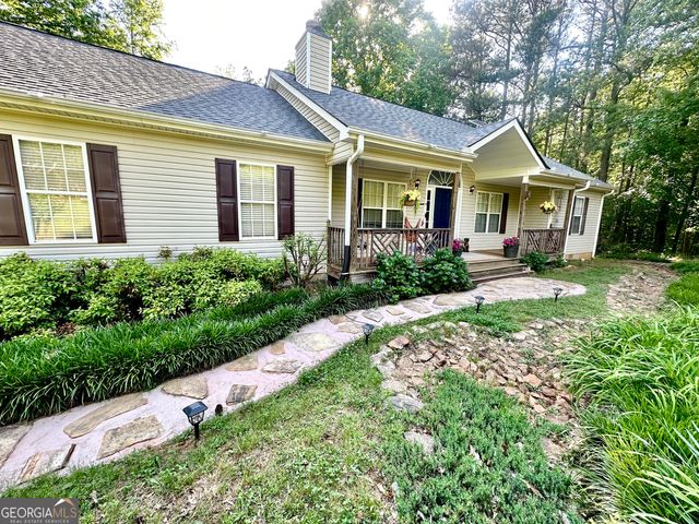 $349,500 | 1527 Roscoe Davis Road