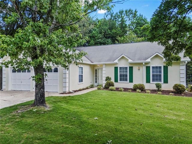 $375,900 | 2556 Kennesaw Springs Court | Kennesaw