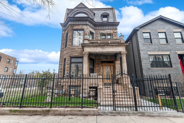 $670,000 | 4633 South Michigan Avenue | Bronzeville