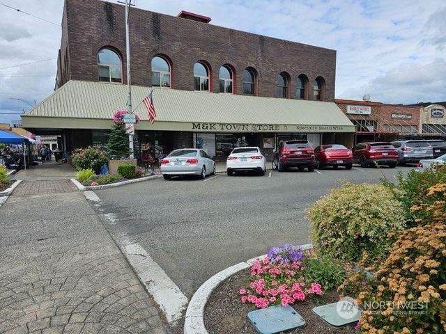 $2,400 | 515 North Market Boulevard | Chehalis