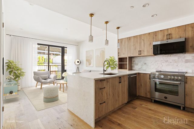 $840,000 | 66 South 6th Street, Unit 2A | Williamsburg