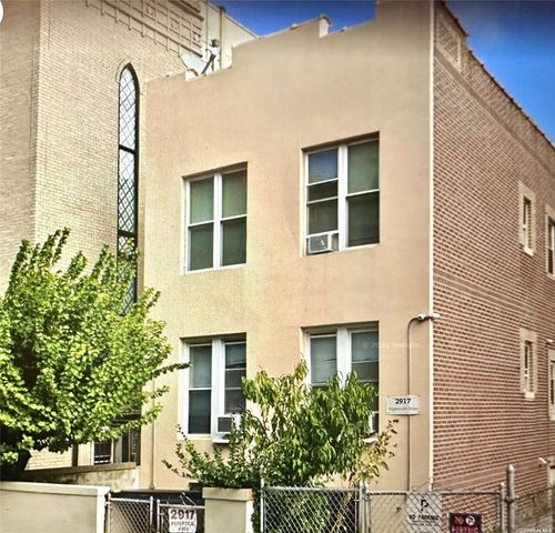 $2,499,000 | 2917 Brighton 6th Street | Brighton Beach