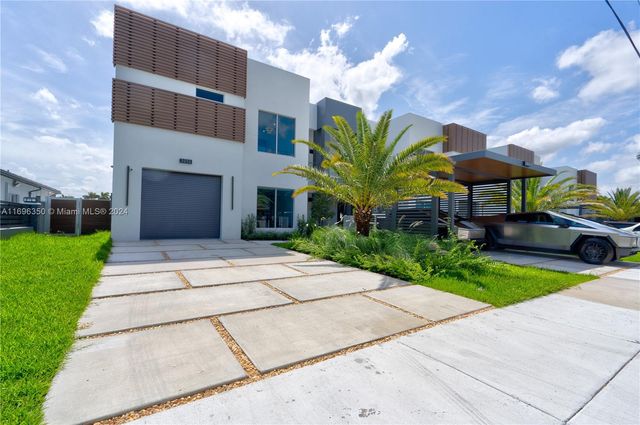 $1,599,000 | 3901 Southwest 138th Avenue | Tamiami