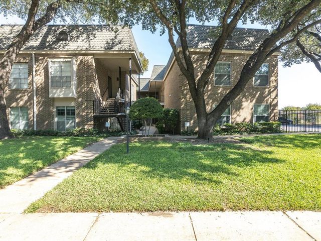 $189,000 | 4420 Harlanwood Drive, Unit 231 | Southwest Fort Worth