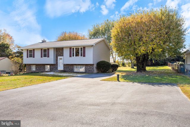 $425,000 | 415 Ross Drive | Eldersburg