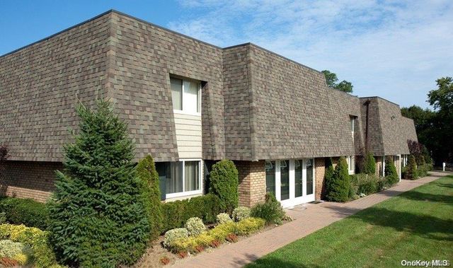 $2,395 | 40 Philip Walk, Unit L471 | West Babylon