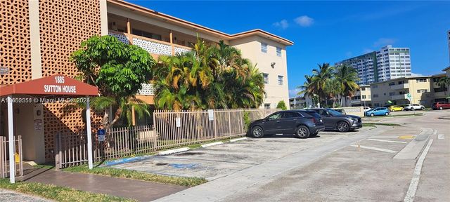 $1,800 | 1885 Northeast 121st Street, Unit 1 | Sans Souci