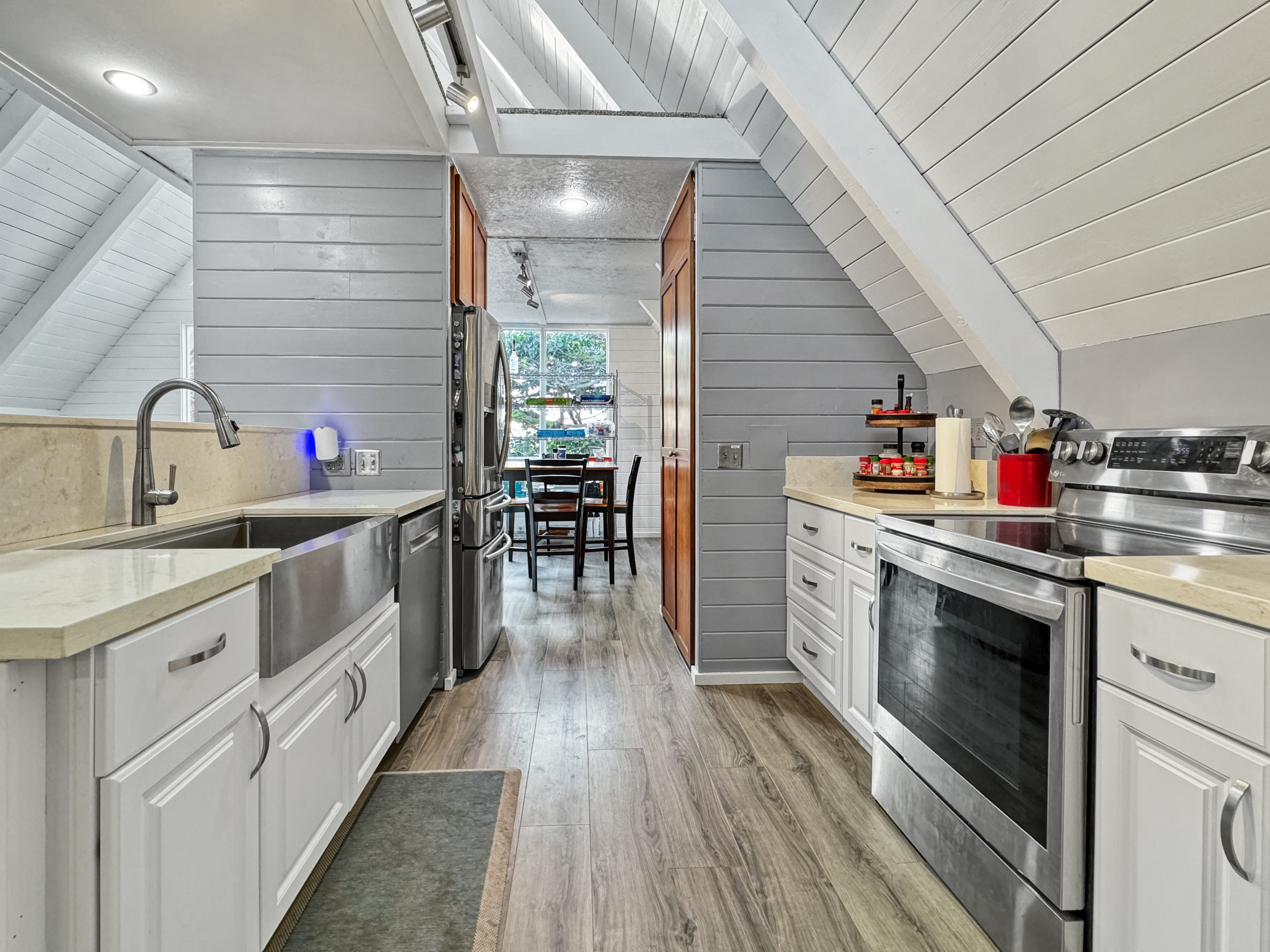 Kitchen to dining area