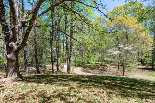 $850,000 | 3665 Lassiter Road | East Cobb